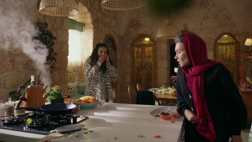 Spútaný motýľ II.: 67. a 68. epizóda