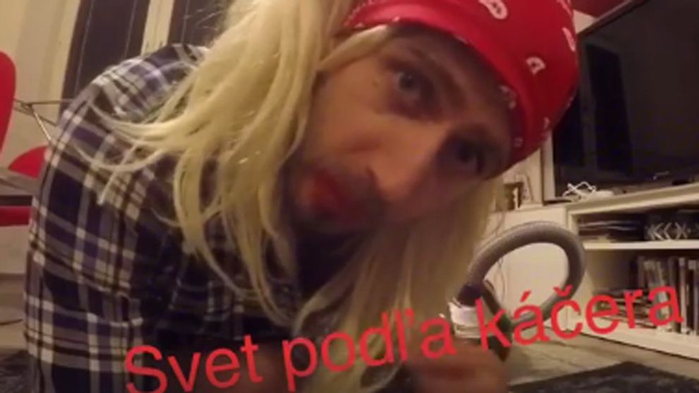 Kucherenko vyšla na posmech. Takto ju parodujú komici