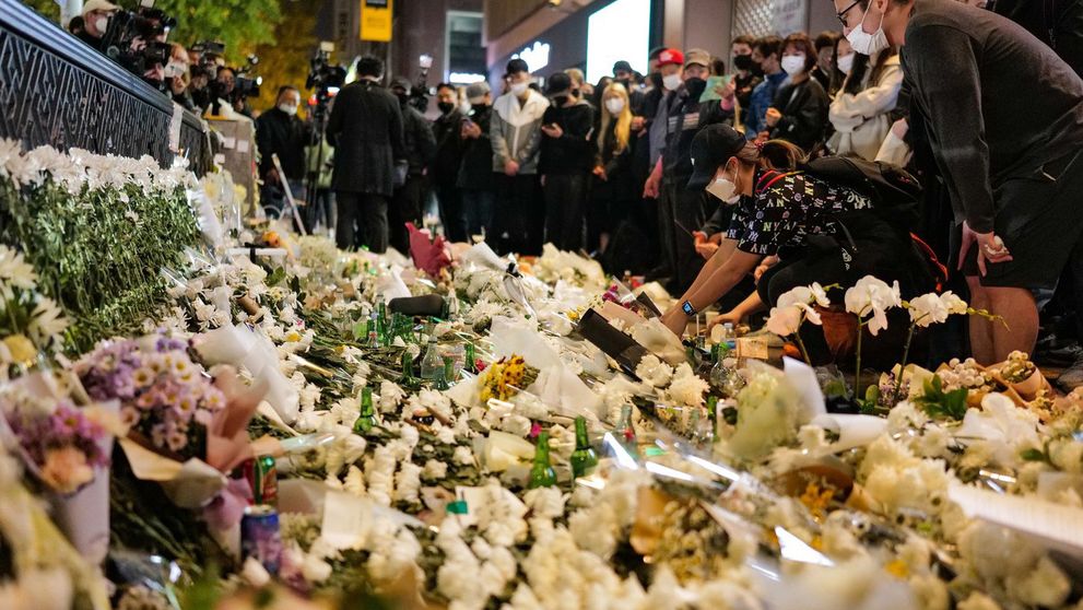 V tlačenici na halloweenskej párty zomrel aj herec: Mal len 24 rokov