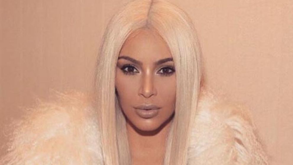 Supertrik na dokonalé prsia podľa Kim Kardashian!
