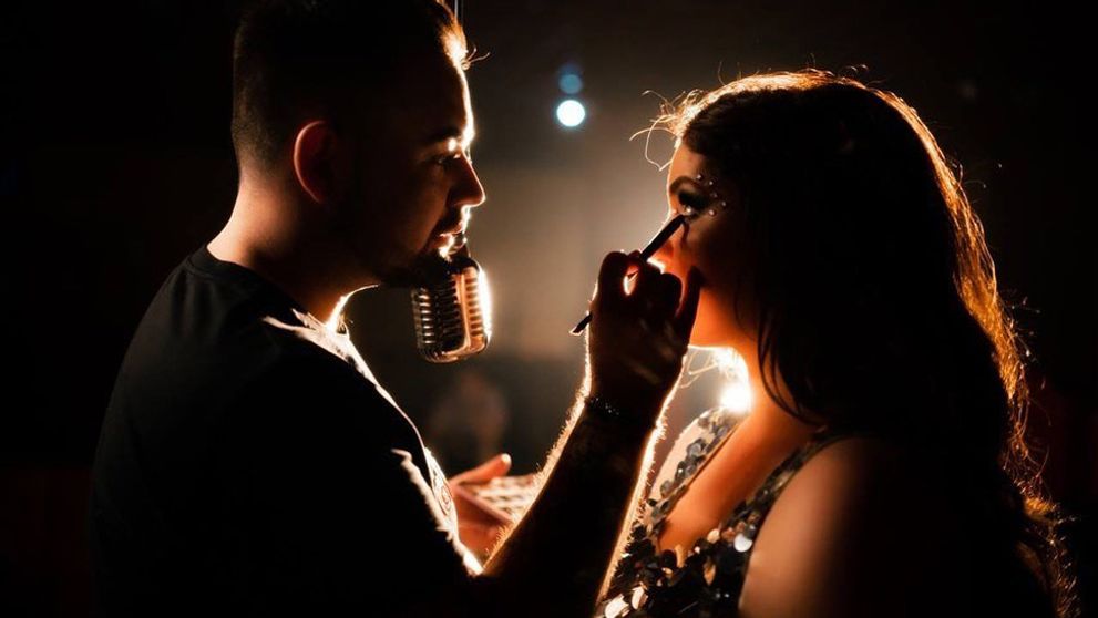 Zmena, akú nikto nečakal. Celeste Buckingham ako blondína