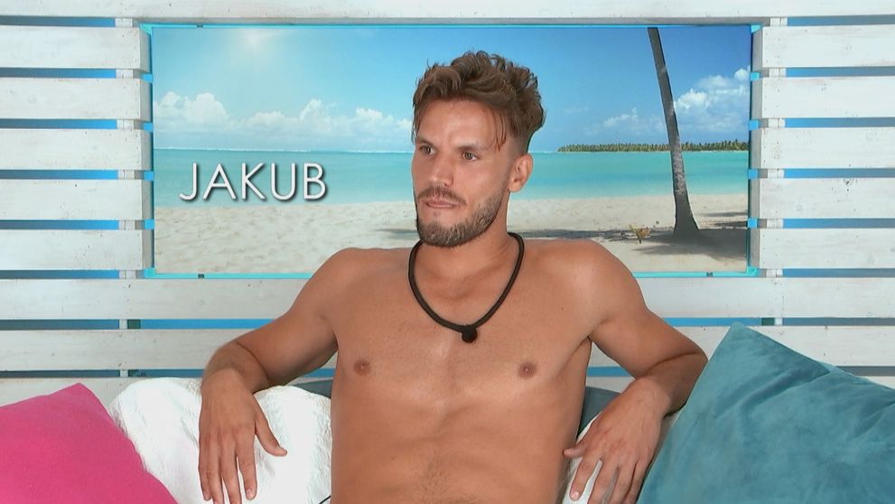 Jakub sa po recouplingu zrútil. Hanka je s novým chlapom, ktorý ju tiež priťahuje