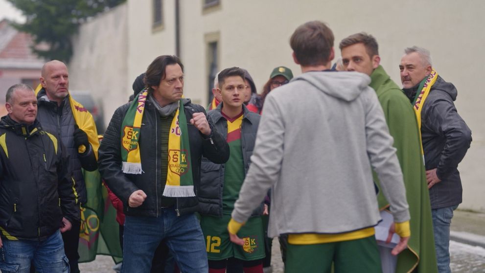 Kontroverzný futbalový zápas. Takmer sa pobili, musel zasahovať kňaz