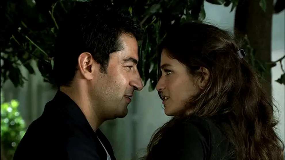 Kenan İmirzalıoğlu: Nový týždeň... (Staro)Nová láska!