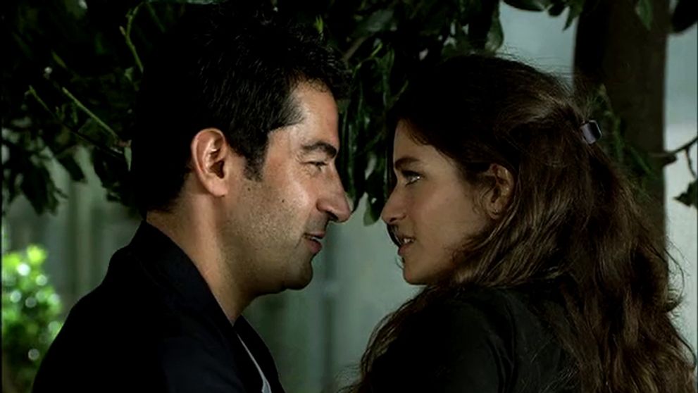 Kenan İmirzalıoğlu: Nový týždeň... (Staro)Nová láska!