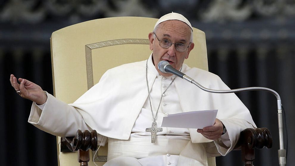 Neuveriteľné: Pápež František má dvojníka!