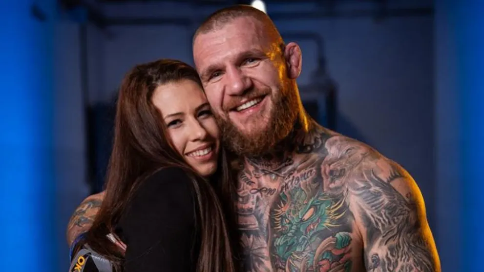 Verím, že Survivor vyhrá, hovorí Pirátova manželka. Odhalila jeho veľkú výhodu