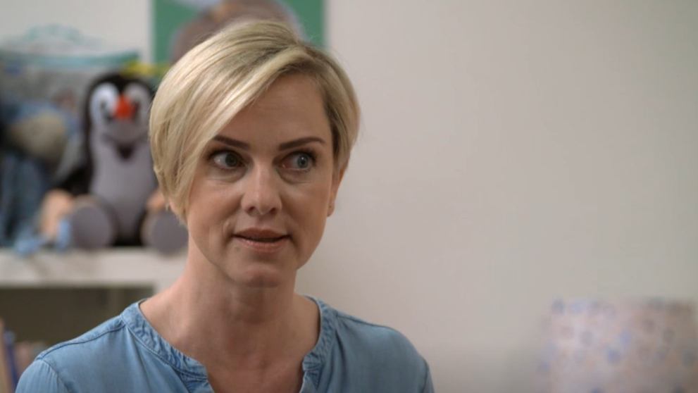 Je táto scéna akoby vystrihnutá z klasickej slovenskej domácnosti?