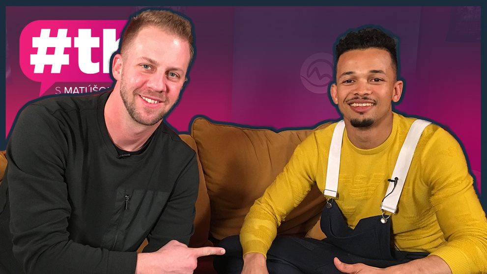 Porotca SuperStar Ben Cristovao nás pozval k sebe domov. Z jeho obývačky odpadnete