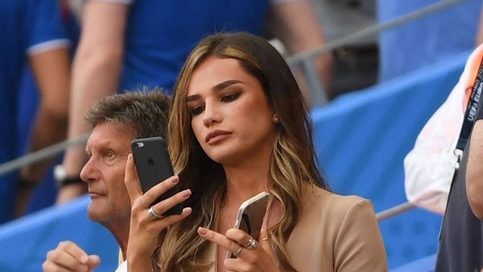 Zlatý chlapec anglického futbalu je víťaz aj v súkromí: Dôkazom je jeho sexy priateľka