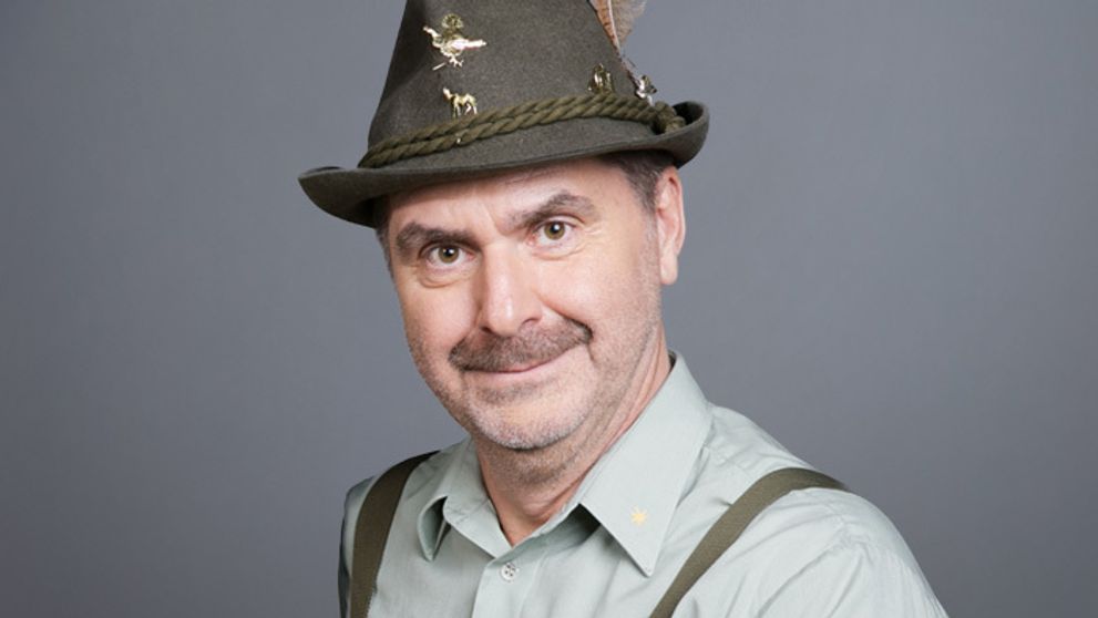 Akú špinavú prácu robil Peter Marcin po škole?