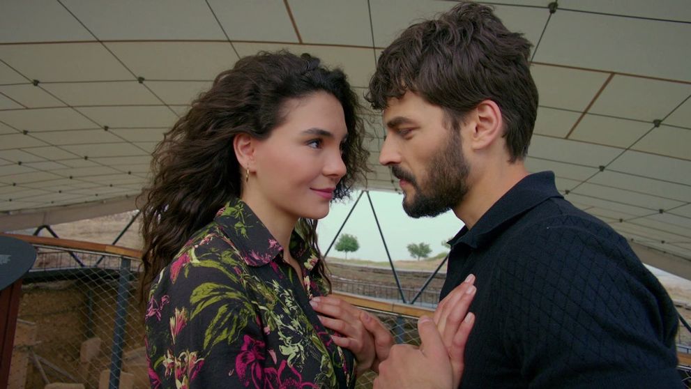 Spútaný motýľ: 41. a 42. epizóda