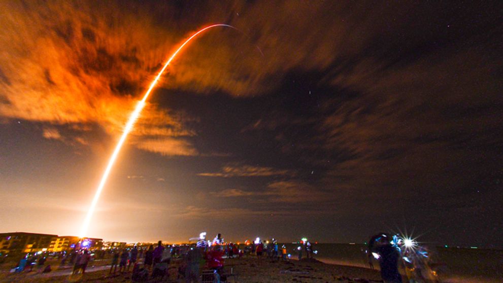 Vesmírna loď spoločnosti SpaceX s posádkou odštartovala k ISS