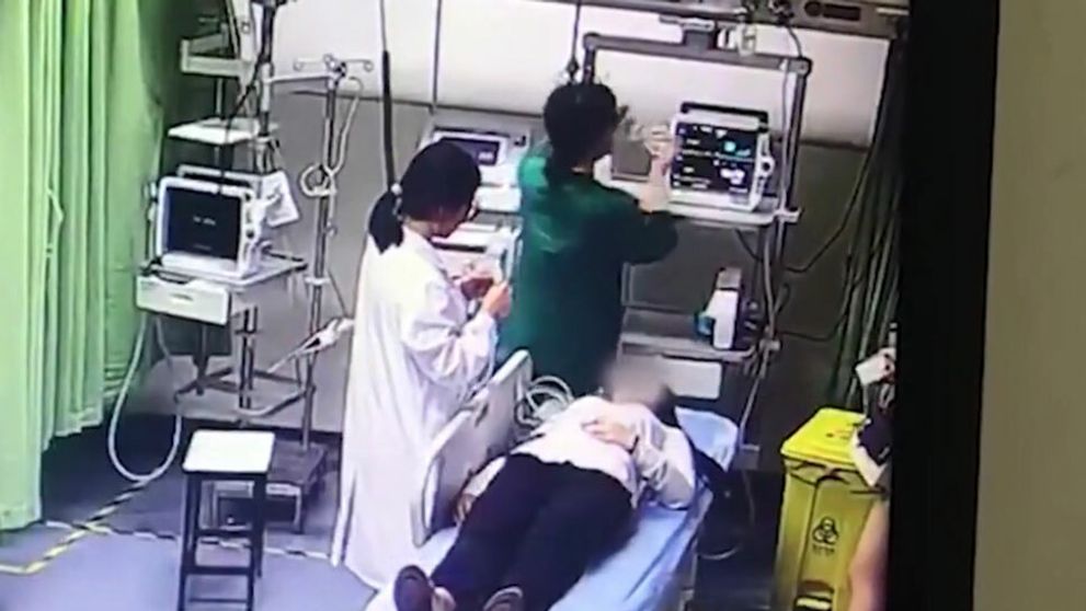 Žena prekonala hysterický záchvat. Do nemocnice ju dostal film