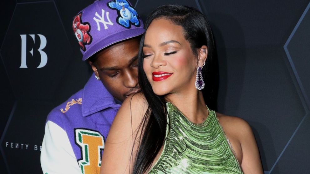 Jedno dieťa nestačí? Fanúšikovia Rihanny sú nadšení