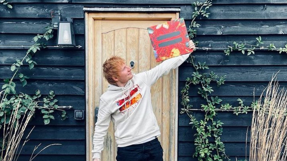 Fanúšikovia Eda Sheerana vo vytržení. Prišiel deň D