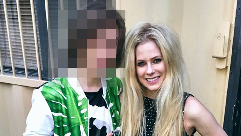 Známy Slovák po boku Avril Lavigne: Pristane im to spolu! (foto vnútri)