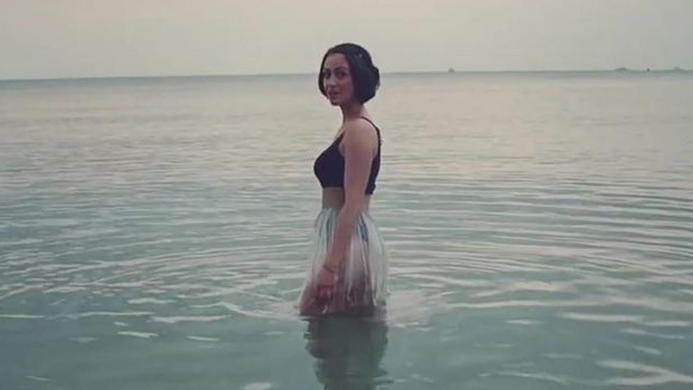 Mamička Zdenka Predná: Pred materskou nakrútila klip, ktorý vás navnadí na leto!