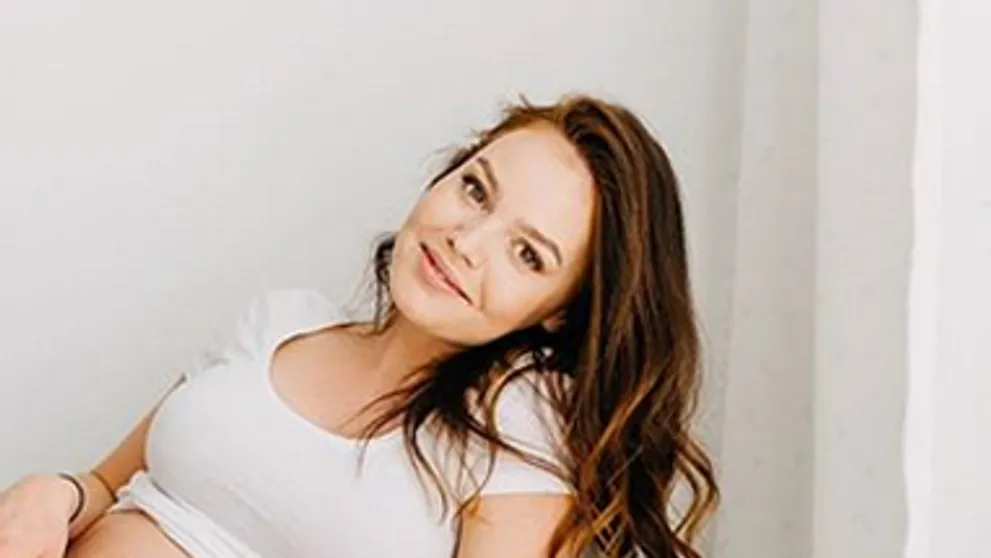 Mária Bartalos tesne pred pôrodom. Ukázala nádherné bruško