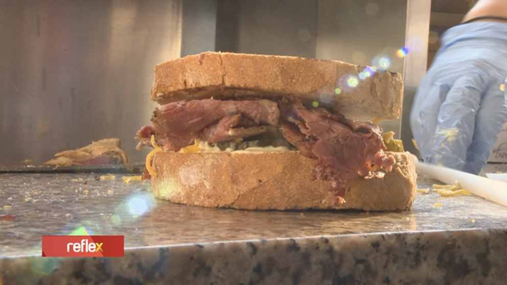 Pouličné jedlo - street food