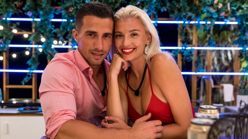 Laurine odvážne fotky: Vo vile nenápadná, na Instagrame brutálna dračica