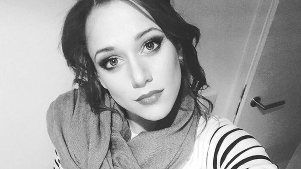 Emma Drobná má singel Smile!