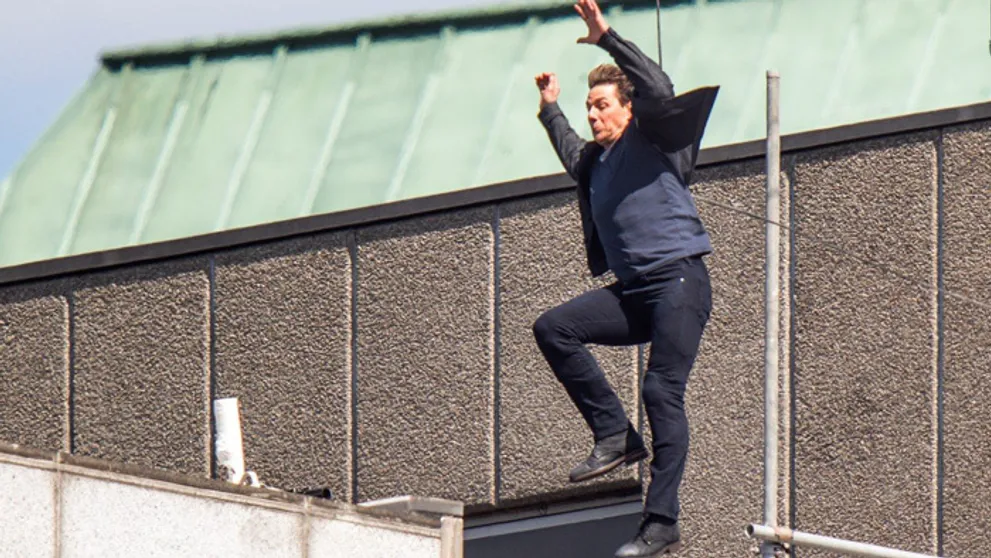VIDEO: Kaskadérsky kúsok nedopadol dobre. Tom Cruise sa zranil pri nakrúcaní!