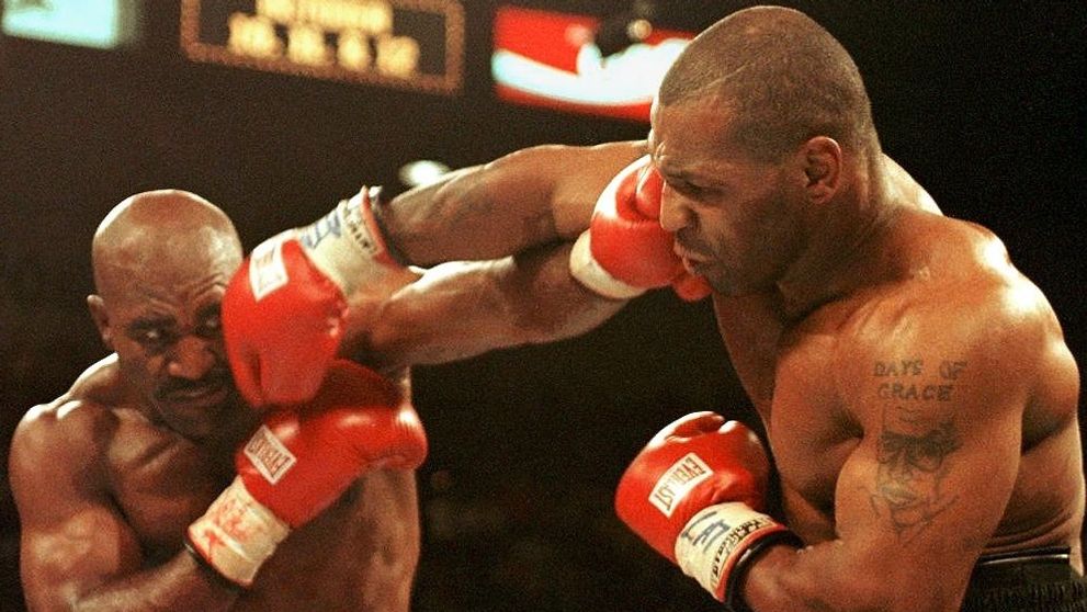 Legendy boxu chystajú návrat: Holyfield odpovedal Tysonovi vlastným tréningovým videom