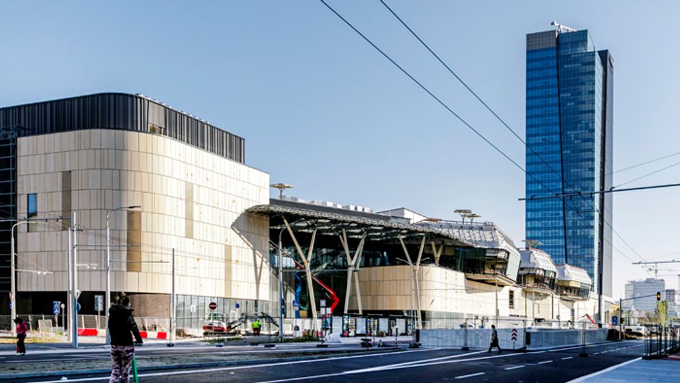 Pre autá i MHD otvoria Mlynské Nivy, autobusovú stanicu až o pol roka