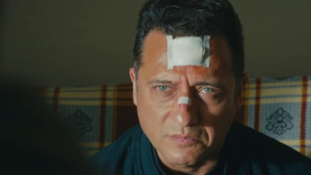 Statočný a krásna: 88. a 89. epizóda