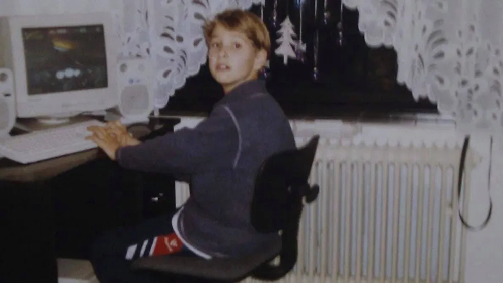 Z útleho chlapčaťa vyrástol Rambo! Bývalý farmár na fotografiách z detstva