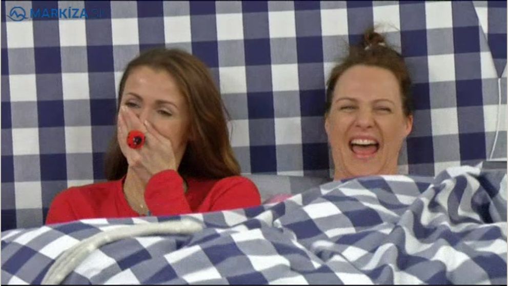 Prvý apríl? Moderátori bez líčidiel a v pyžamách! Si trúfli!