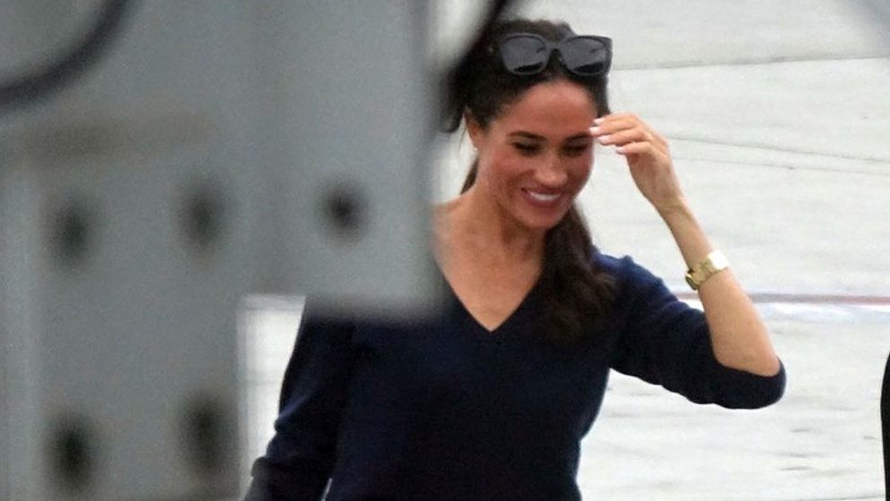 Tak predsa! Meghan Markle prichytili na odchode na letisku