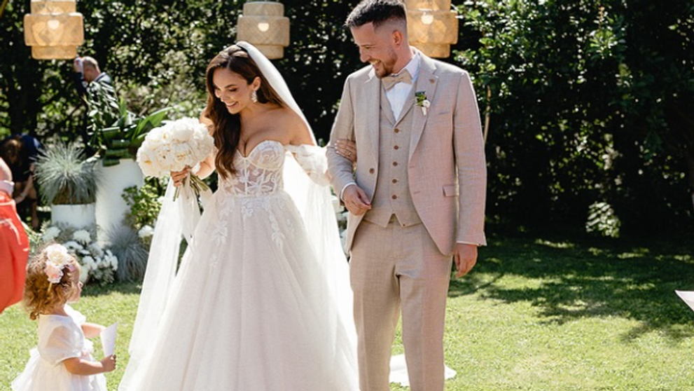 Z našej modelky bola krásna nevesta: Hrala im Dara Rolins, ozdobou svadby bola jej dcérka