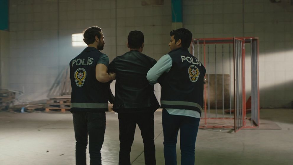 Statočný a krásna: 76. a 77. epizóda