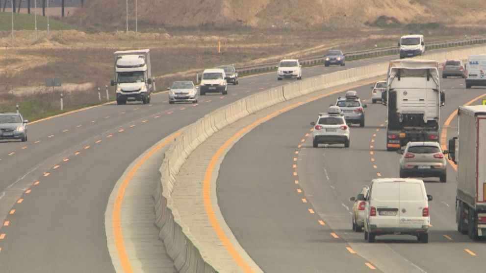 Na diaľnici D1 pri Triblavine sa najbližší týždeň bude jazdiť len v dvoch pruhoch