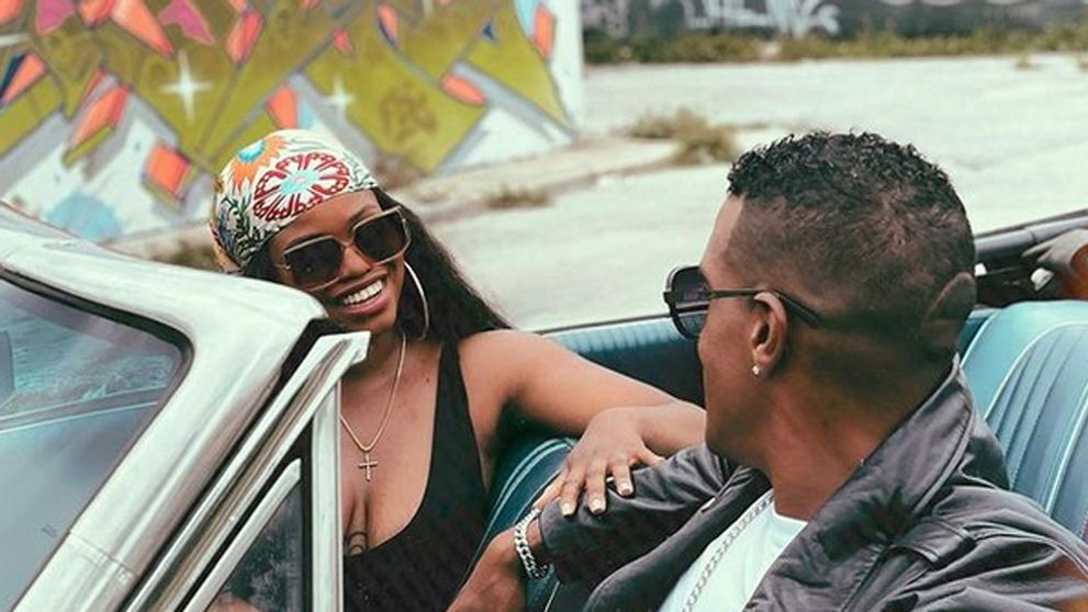 Spevák zomrel priamo na pódiu: Počas koncertu skolaboval a už sa ho nepodarilo oživiť