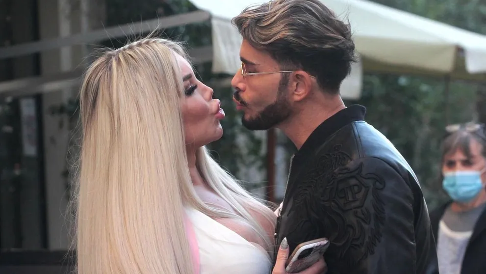 Preoperovaná Barbie ukázala frajera: Pozrite, čo stvárali na ulici
