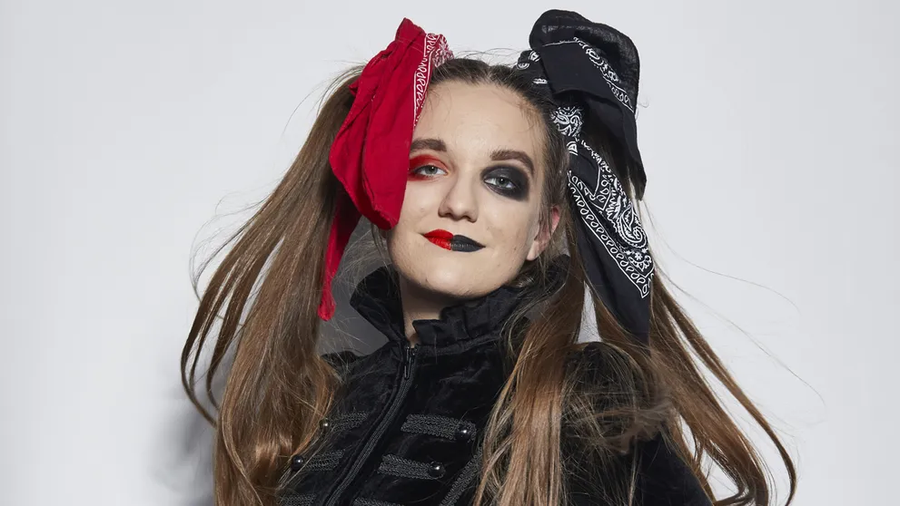 Sofia je kráľovná extravagancie. V 15 rokoch nemá problém vyjsť takto do ulíc