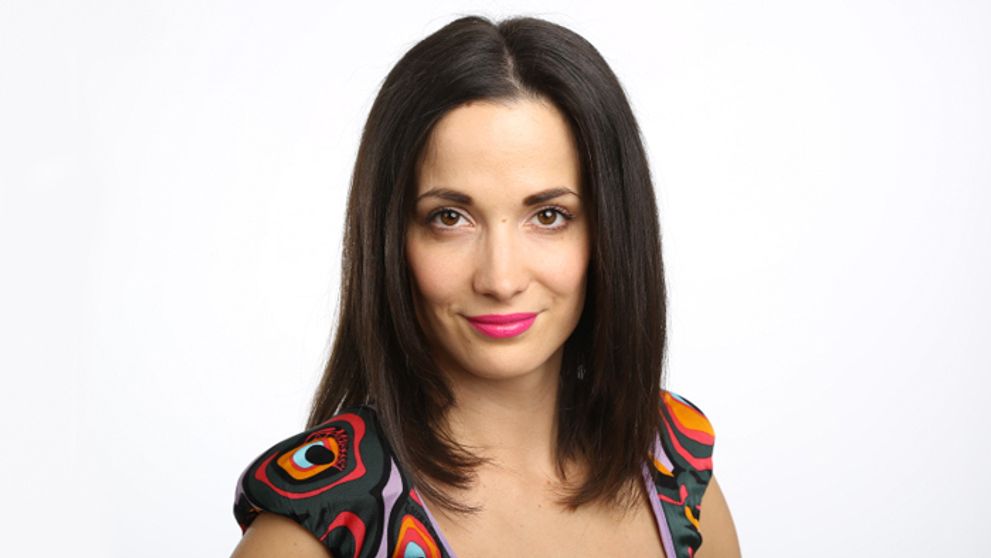 Krehká redaktorka miluje drsné motorky