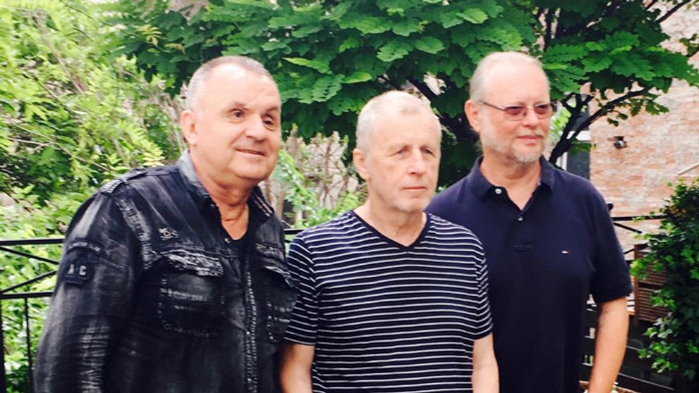 Baláž narovinu o tom, čo sa deje v šatni pred koncertom Elánu!