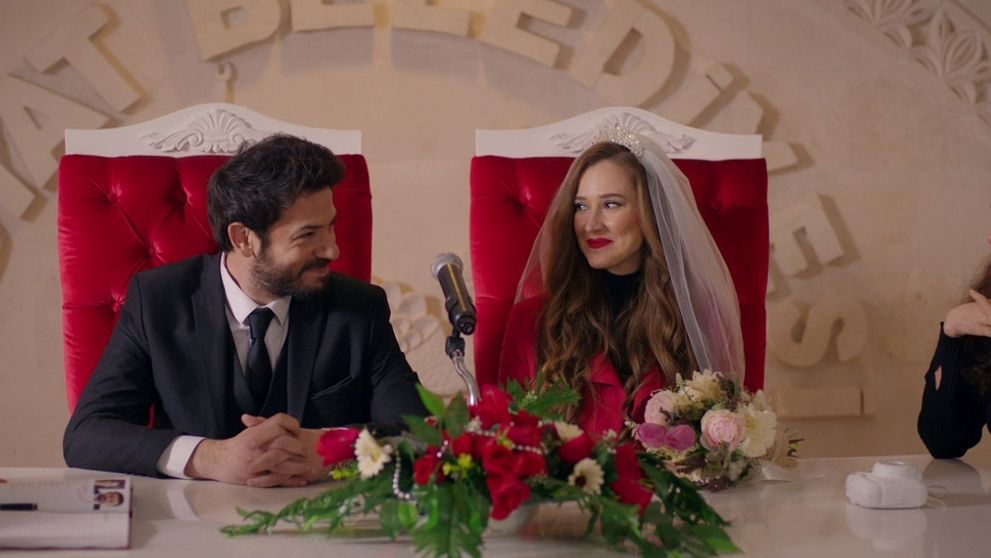 Spútaný motýľ II.: 83. a 84. epizóda