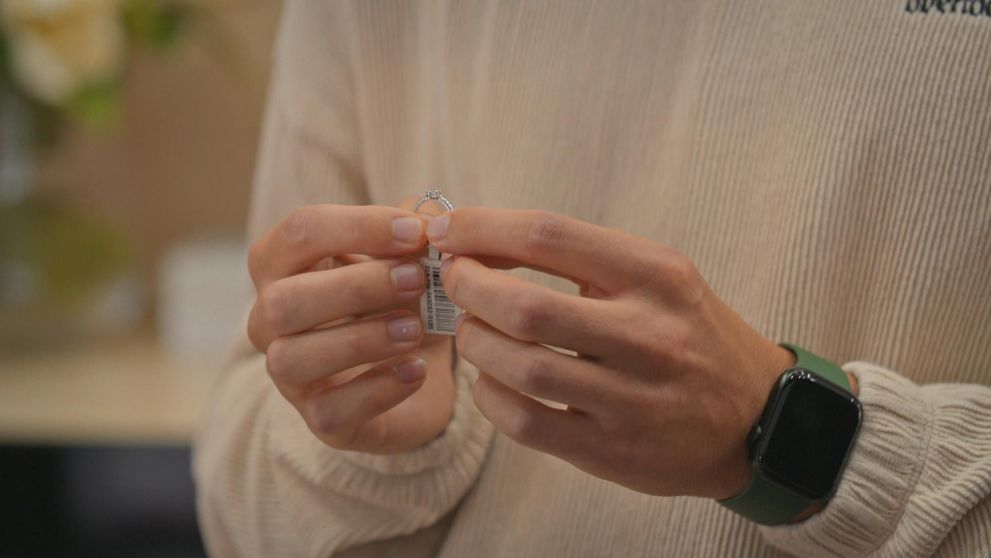 Ten sa ligoce! Hviezda Survivora vyberala zásnubný prsteň