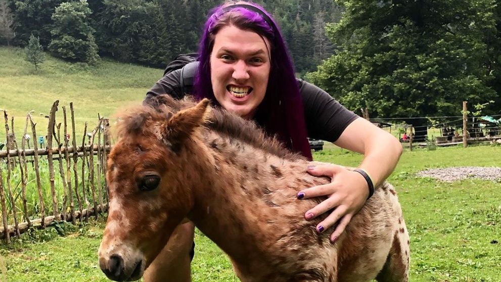 Na Farme sa objaví aj známa tvár internetu: V ústach vydržal držať banán 12 hodín!