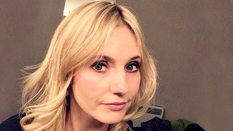 S Eltonom Johnom na jednom pódiu