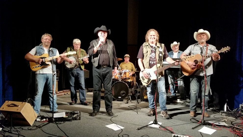 Tragédia na slovenskom festivale! Priamo na pódiu zomrel český spevák