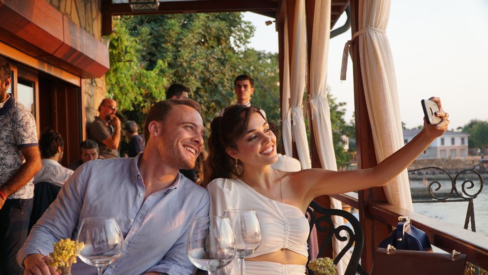 Ani oni nie sú výnimkou: Hviezdy Lásky na prenájom skončili v karanténe