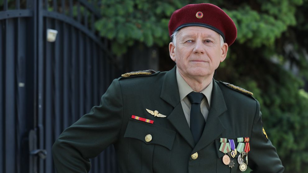 Džentlmen v  koži generála