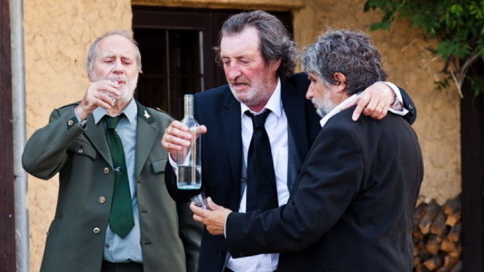 Hviezdu snímky Kurvahošigutntag dobili v Brne. Herec bojuje o život