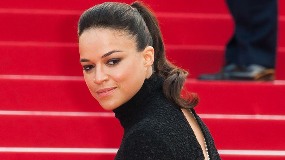 Michelle Rodriguez: Bez výstrihu, aj tak najodvážnejšie šaty v Cannes